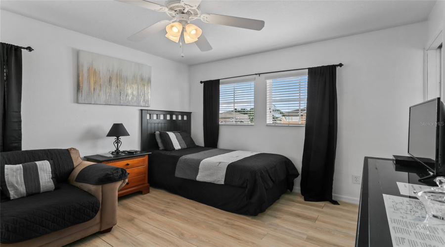 DAVENPORT, Florida 33896, 5 Bedrooms Bedrooms, ,4 BathroomsBathrooms,Residential,For Sale,DORSET,0,MFRO6333215