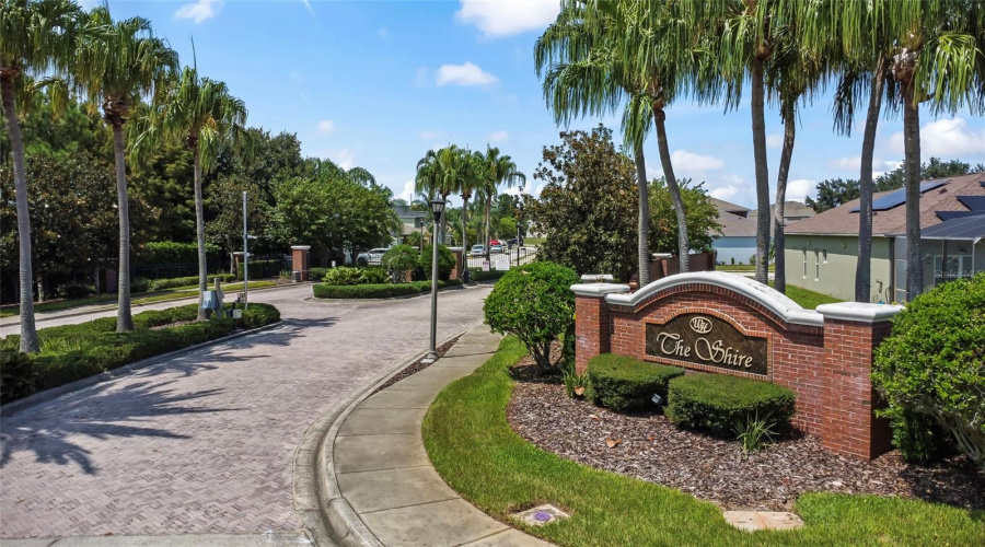 DAVENPORT, Florida 33896, 5 Bedrooms Bedrooms, ,4 BathroomsBathrooms,Residential,For Sale,DORSET,0,MFRO6333215
