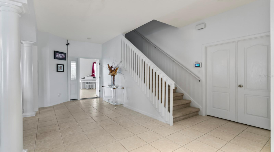 DAVENPORT, Florida 33896, 5 Bedrooms Bedrooms, ,4 BathroomsBathrooms,Residential,For Sale,DORSET,0,MFRO6333215