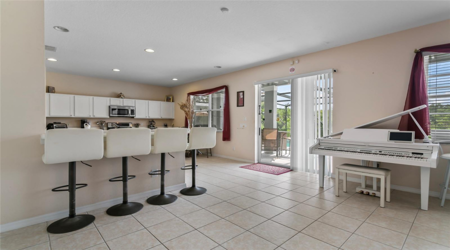 DAVENPORT, Florida 33896, 5 Bedrooms Bedrooms, ,4 BathroomsBathrooms,Residential,For Sale,DORSET,0,MFRO6333215