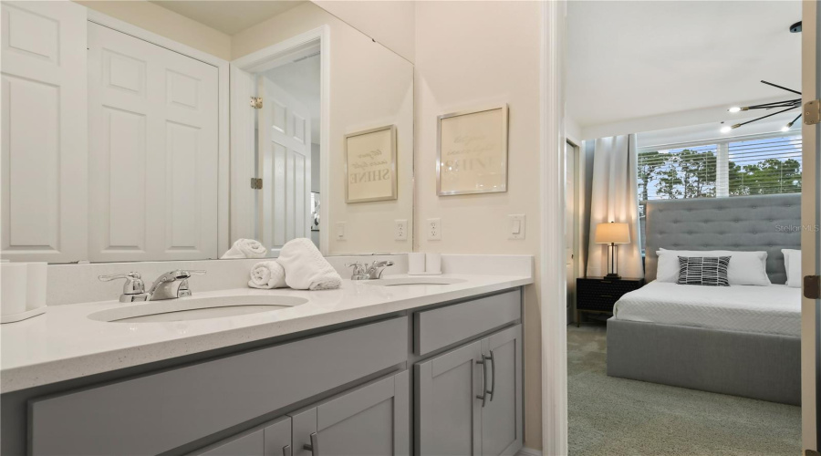 KISSIMMEE, Florida 34747, 9 Bedrooms Bedrooms, ,6 BathroomsBathrooms,Residential,For Sale,COCONUT BREEZE,0,MFRO6333937