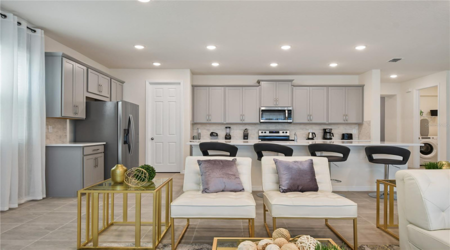 KISSIMMEE, Florida 34747, 9 Bedrooms Bedrooms, ,6 BathroomsBathrooms,Residential,For Sale,COCONUT BREEZE,0,MFRO6333937