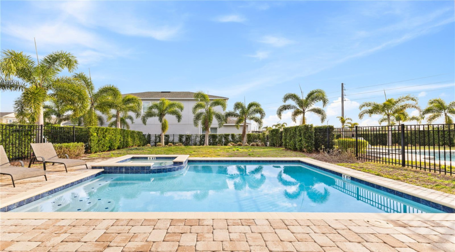 KISSIMMEE, Florida 34747, 4 Bedrooms Bedrooms, ,3 BathroomsBathrooms,Residential,For Sale,WESTLAND,0,MFRO6275768