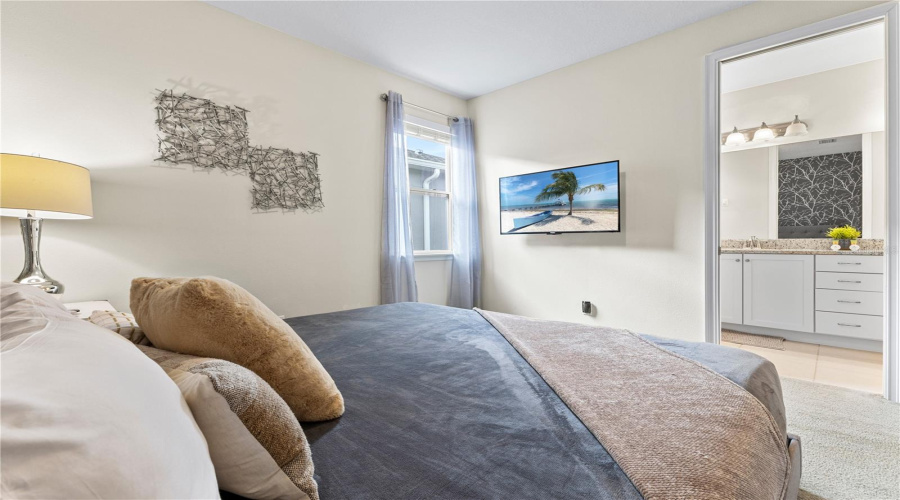 KISSIMMEE, Florida 34747, 4 Bedrooms Bedrooms, ,3 BathroomsBathrooms,Residential,For Sale,WESTLAND,0,MFRO6275768