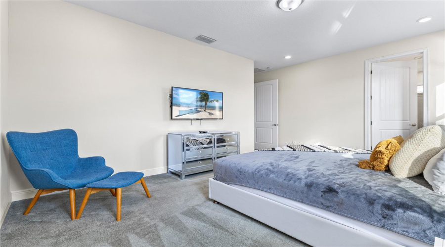 KISSIMMEE, Florida 34747, 4 Bedrooms Bedrooms, ,3 BathroomsBathrooms,Residential,For Sale,WESTLAND,0,MFRO6275768
