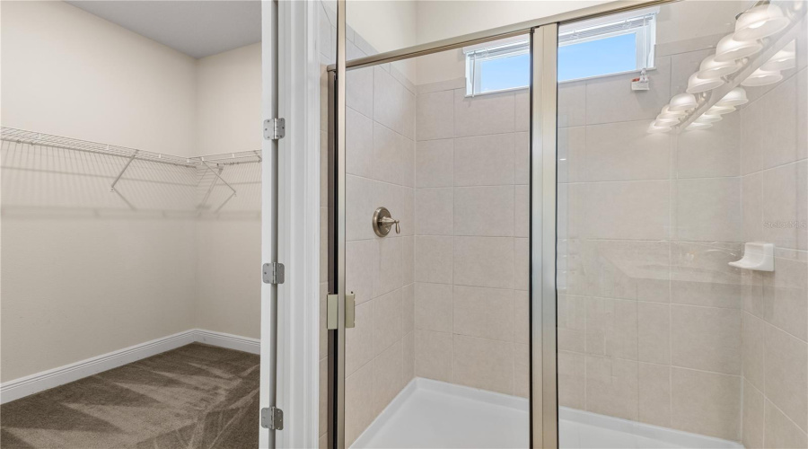 KISSIMMEE, Florida 34747, 4 Bedrooms Bedrooms, ,3 BathroomsBathrooms,Residential,For Sale,WESTLAND,0,MFRO6275768