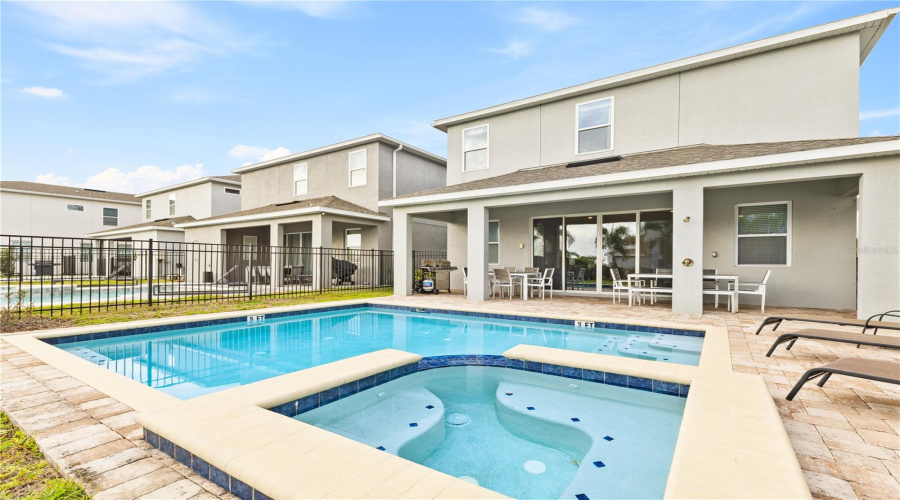 KISSIMMEE, Florida 34747, 4 Bedrooms Bedrooms, ,3 BathroomsBathrooms,Residential,For Sale,WESTLAND,0,MFRO6275768