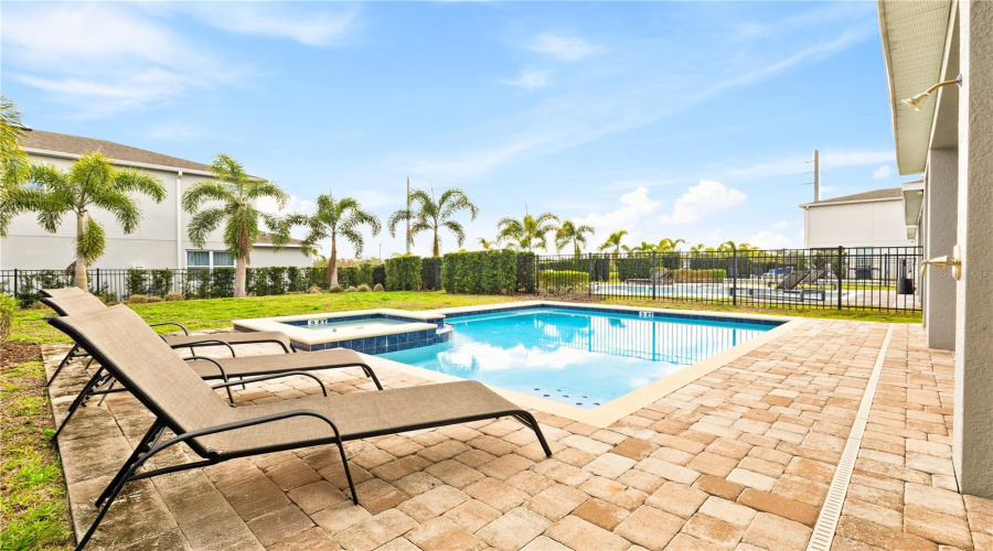 KISSIMMEE, Florida 34747, 4 Bedrooms Bedrooms, ,3 BathroomsBathrooms,Residential,For Sale,WESTLAND,0,MFRO6275768