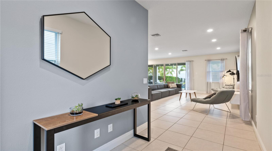 KISSIMMEE, Florida 34747, 4 Bedrooms Bedrooms, ,3 BathroomsBathrooms,Residential,For Sale,WESTLAND,0,MFRO6275768