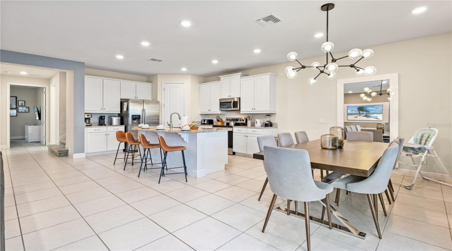 KISSIMMEE, Florida 34747, 4 Bedrooms Bedrooms, ,3 BathroomsBathrooms,Residential,For Sale,WESTLAND,0,MFRO6275768