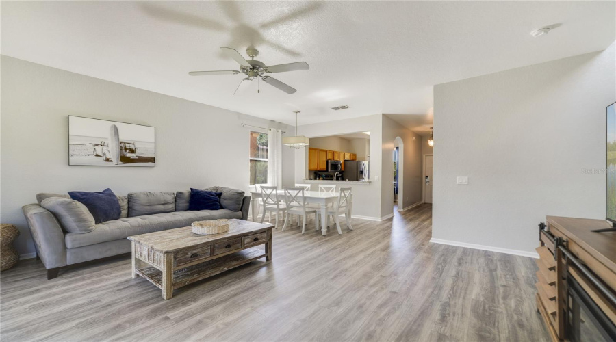 DAVENPORT, Florida 33897, 4 Bedrooms Bedrooms, ,3 BathroomsBathrooms,Residential,For Sale,CALABRIA,0,MFRO6333611