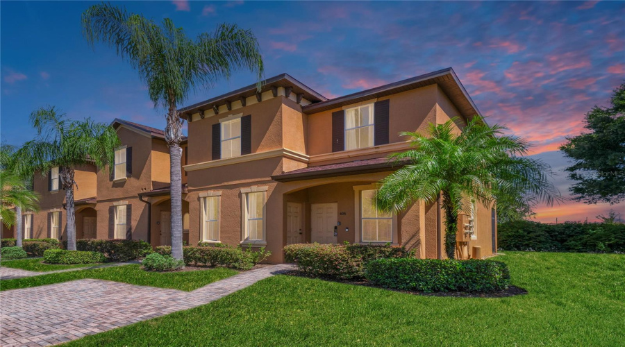 DAVENPORT, Florida 33897, 4 Bedrooms Bedrooms, ,3 BathroomsBathrooms,Residential,For Sale,CALABRIA,0,MFRO6333611