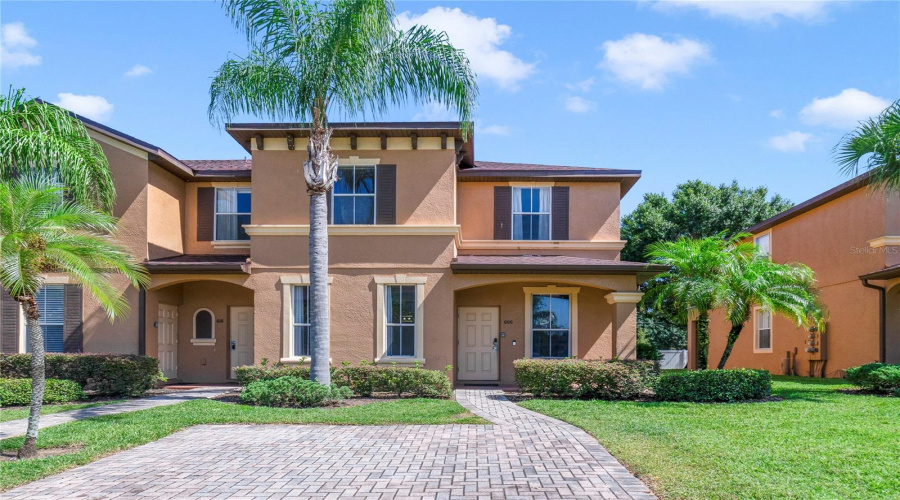 DAVENPORT, Florida 33897, 4 Bedrooms Bedrooms, ,3 BathroomsBathrooms,Residential,For Sale,CALABRIA,0,MFRO6333611