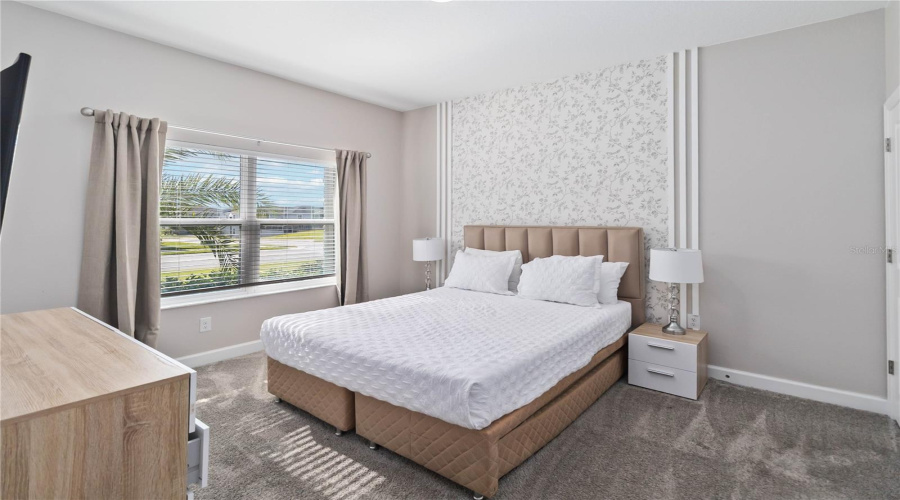 DAVENPORT, Florida 33896, 4 Bedrooms Bedrooms, ,3 BathroomsBathrooms,Residential,For Sale,LEADER,0,MFRO6327189