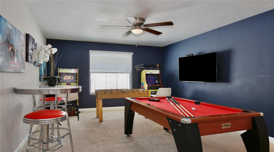 KISSIMMEE, Florida 34746, 6 Bedrooms Bedrooms, ,5 BathroomsBathrooms,Residential,For Sale,KINGS CASTLE,0,MFRO6333884