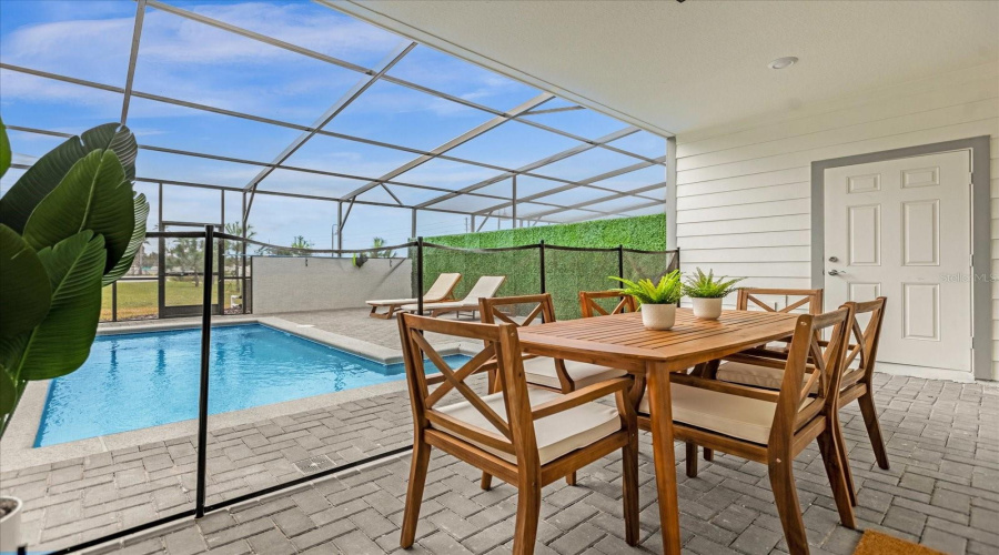 DAVENPORT, Florida 33897, 5 Bedrooms Bedrooms, ,4 BathroomsBathrooms,Residential,For Sale,LANA,0,MFRO6333387