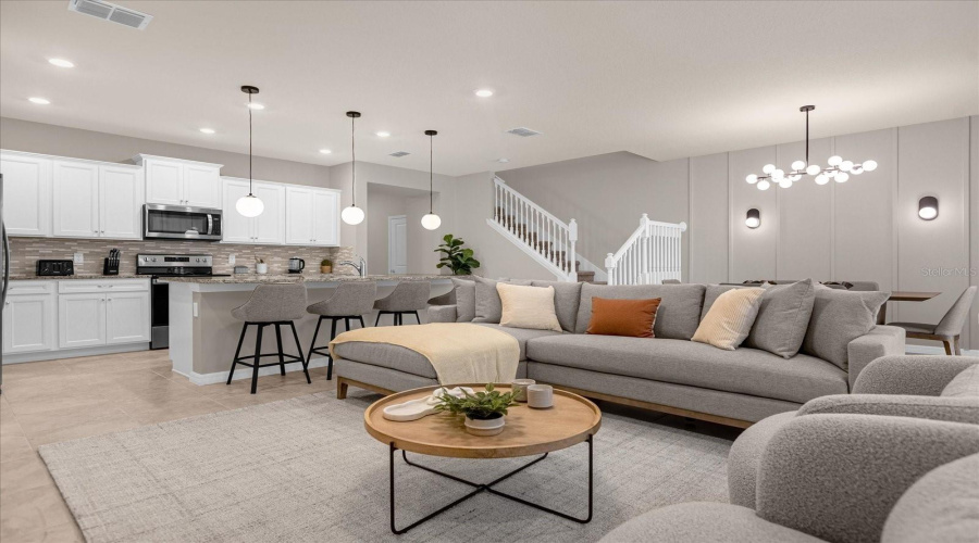 DAVENPORT, Florida 33897, 5 Bedrooms Bedrooms, ,4 BathroomsBathrooms,Residential,For Sale,LANA,0,MFRO6333387