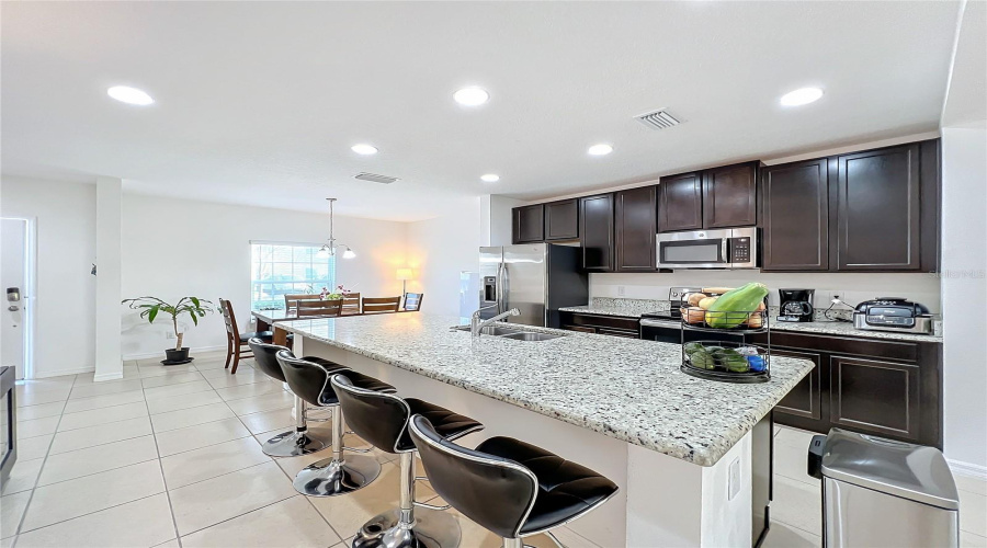 DAVENPORT, Florida 33837, 3 Bedrooms Bedrooms, ,2 BathroomsBathrooms,Residential,For Sale,ANNABELLE,0,MFRS5120173