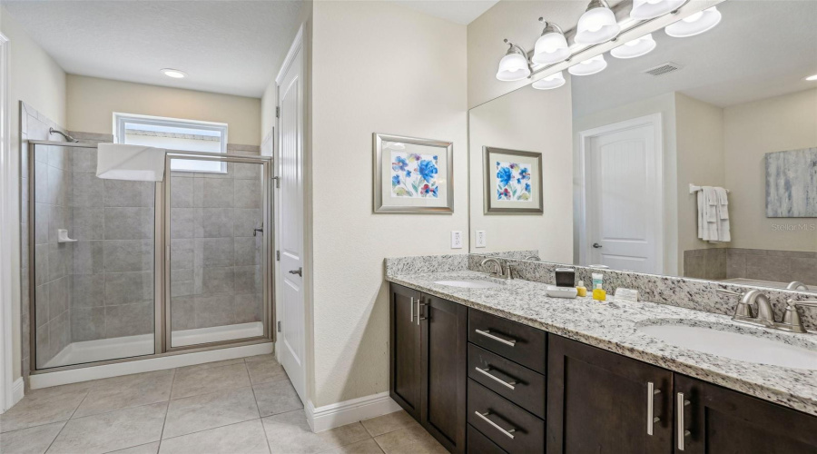 KISSIMMEE, Florida 34747, 5 Bedrooms Bedrooms, ,5 BathroomsBathrooms,Residential,For Sale,LASSO,0,MFRO6260317