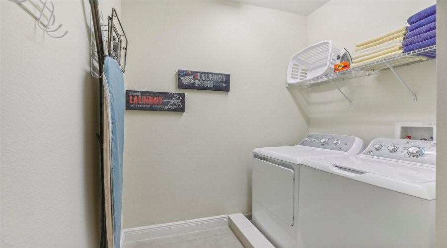 KISSIMMEE, Florida 34747, 5 Bedrooms Bedrooms, ,5 BathroomsBathrooms,Residential,For Sale,LASSO,0,MFRO6260317