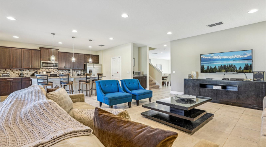 KISSIMMEE, Florida 34747, 5 Bedrooms Bedrooms, ,5 BathroomsBathrooms,Residential,For Sale,LASSO,0,MFRO6260317