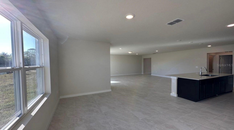 KISSIMMEE, Florida 34746, 5 Bedrooms Bedrooms, ,3 BathroomsBathrooms,Residential,For Sale,ROYAL POINT,0,MFRO6333950