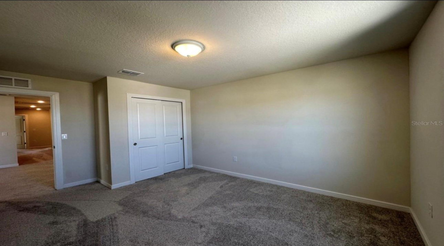 KISSIMMEE, Florida 34746, 5 Bedrooms Bedrooms, ,3 BathroomsBathrooms,Residential,For Sale,ROYAL POINT,0,MFRO6333950