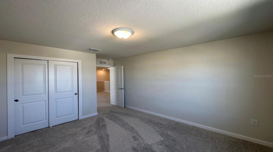 KISSIMMEE, Florida 34746, 5 Bedrooms Bedrooms, ,3 BathroomsBathrooms,Residential,For Sale,ROYAL POINT,0,MFRO6333950