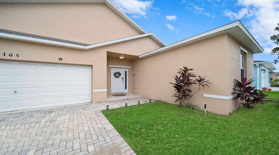 DAVENPORT, Florida 33837, 4 Bedrooms Bedrooms, ,3 BathroomsBathrooms,Residential,For Sale,CAPTAIN HOOK,0,MFRO6125633