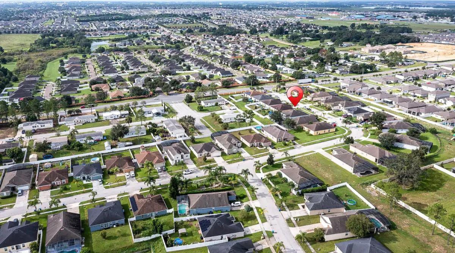 DAVENPORT, Florida 33837, 4 Bedrooms Bedrooms, ,3 BathroomsBathrooms,Residential,For Sale,CAPTAIN HOOK,0,MFRO6125633