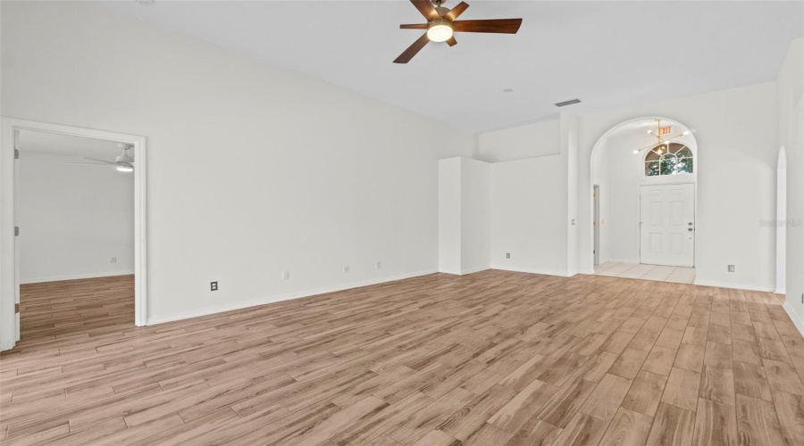 DAVENPORT, Florida 33897, 3 Bedrooms Bedrooms, ,3 BathroomsBathrooms,Residential,For Sale,MONTARA,0,MFRS5132339