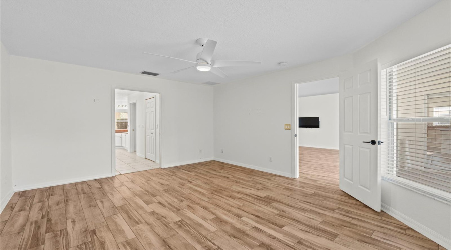 DAVENPORT, Florida 33897, 3 Bedrooms Bedrooms, ,3 BathroomsBathrooms,Residential,For Sale,MONTARA,0,MFRS5132339