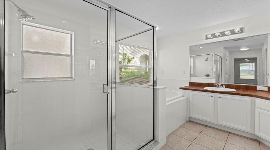 DAVENPORT, Florida 33897, 3 Bedrooms Bedrooms, ,3 BathroomsBathrooms,Residential,For Sale,MONTARA,0,MFRS5132339