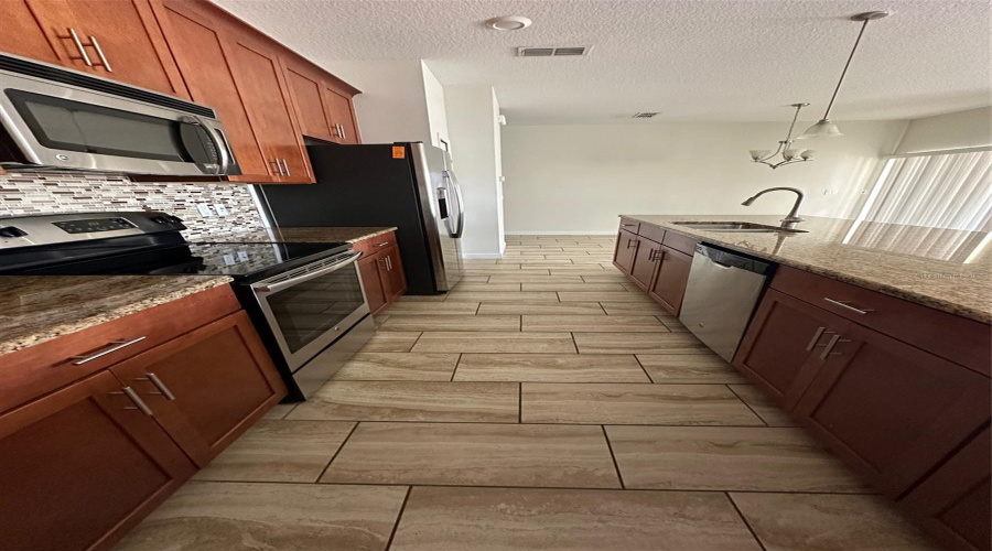 KISSIMMEE, Florida 34746, 4 Bedrooms Bedrooms, ,3 BathroomsBathrooms,Residential,For Sale,PEQUOD,0,MFRS5132361