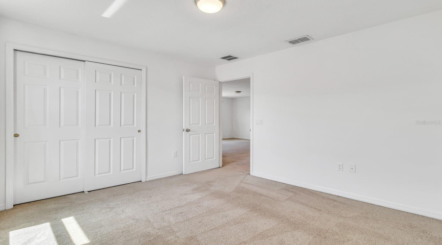 KISSIMMEE, Florida 34746, 5 Bedrooms Bedrooms, ,3 BathroomsBathrooms,Residential,For Sale,LANIER POINT,0,MFRS5132193