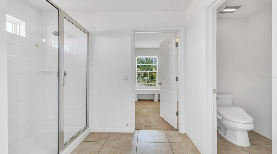 KISSIMMEE, Florida 34746, 5 Bedrooms Bedrooms, ,3 BathroomsBathrooms,Residential,For Sale,LANIER POINT,0,MFRS5132193