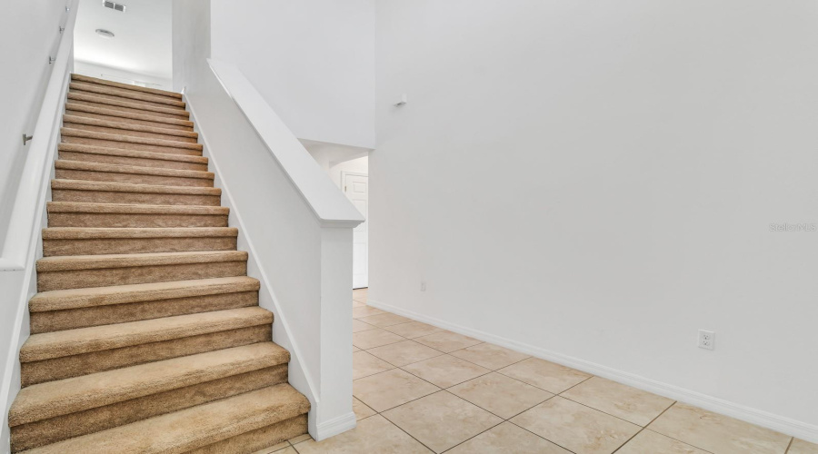 KISSIMMEE, Florida 34746, 5 Bedrooms Bedrooms, ,3 BathroomsBathrooms,Residential,For Sale,LANIER POINT,0,MFRS5132193