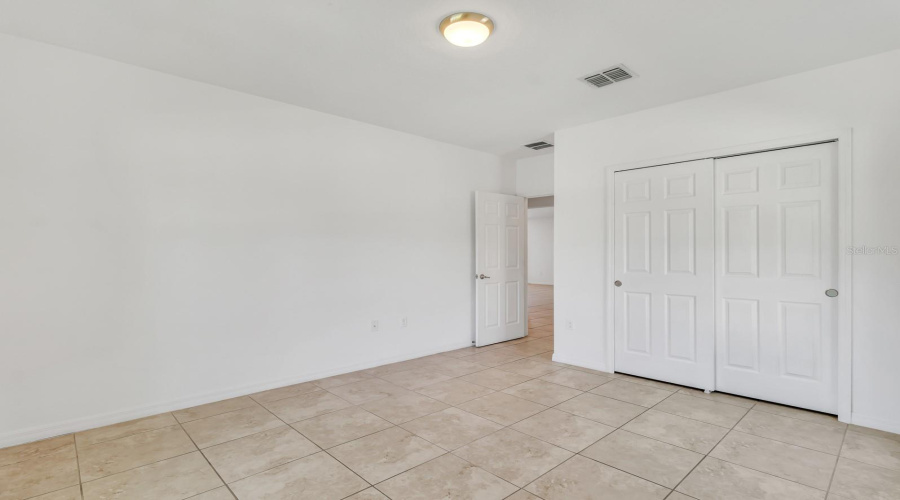 KISSIMMEE, Florida 34746, 5 Bedrooms Bedrooms, ,3 BathroomsBathrooms,Residential,For Sale,LANIER POINT,0,MFRS5132193
