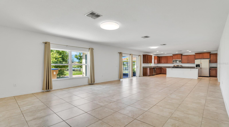 KISSIMMEE, Florida 34746, 5 Bedrooms Bedrooms, ,3 BathroomsBathrooms,Residential,For Sale,LANIER POINT,0,MFRS5132193