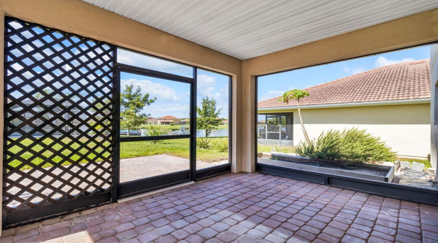 KISSIMMEE, Florida 34746, 5 Bedrooms Bedrooms, ,3 BathroomsBathrooms,Residential,For Sale,LANIER POINT,0,MFRS5132193