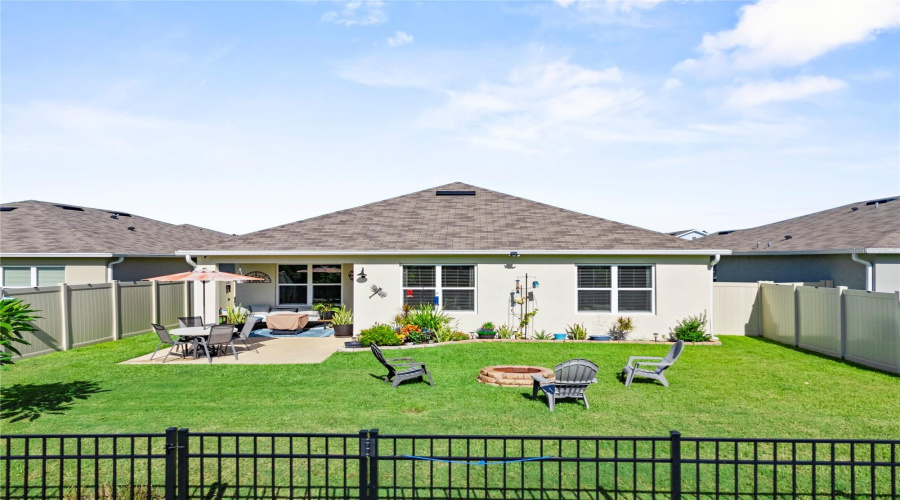 DAVENPORT, Florida 33897, 3 Bedrooms Bedrooms, ,2 BathroomsBathrooms,Residential,For Sale,FOX SQUIRREL,0,MFRL4955043
