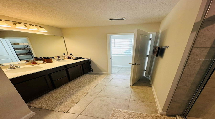 M. Bathroom1