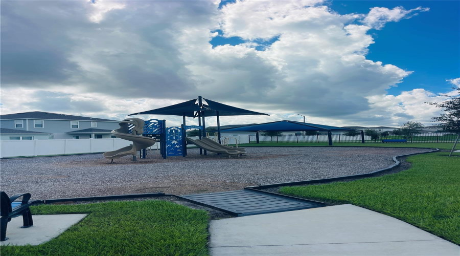 Cummunity Playground