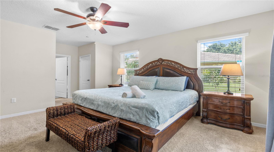 KISSIMMEE, Florida 34747, 6 Bedrooms Bedrooms, ,4 BathroomsBathrooms,Residential,For Sale,PAOLOS,0,MFRTB8415671