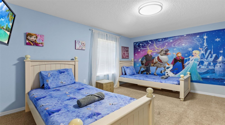 KISSIMMEE, Florida 34747, 6 Bedrooms Bedrooms, ,4 BathroomsBathrooms,Residential,For Sale,PAOLOS,0,MFRTB8415671