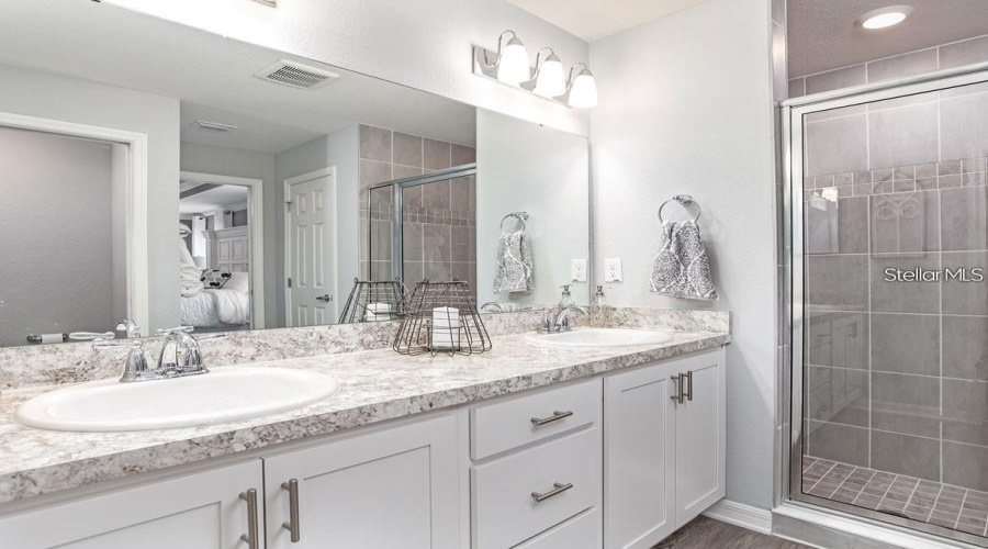 DAVENPORT, Florida 33837, 4 Bedrooms Bedrooms, ,2 BathroomsBathrooms,Residential,For Sale,FLEUR,0,MFRL4955073