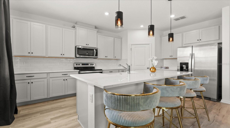 KISSIMMEE, Florida 34747, 5 Bedrooms Bedrooms, ,3 BathroomsBathrooms,Residential,For Sale,BEACH TEA,0,MFRS5132292