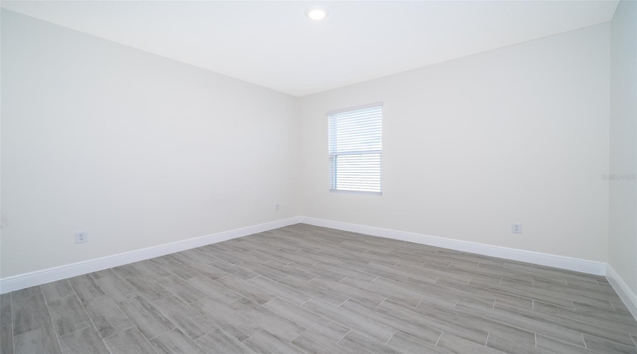 DAVENPORT, Florida 33897, 5 Bedrooms Bedrooms, ,3 BathroomsBathrooms,Residential,For Sale,FOX SQUIRREL,0,MFRS5132338