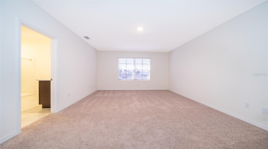 DAVENPORT, Florida 33897, 5 Bedrooms Bedrooms, ,3 BathroomsBathrooms,Residential,For Sale,FOX SQUIRREL,0,MFRS5132338