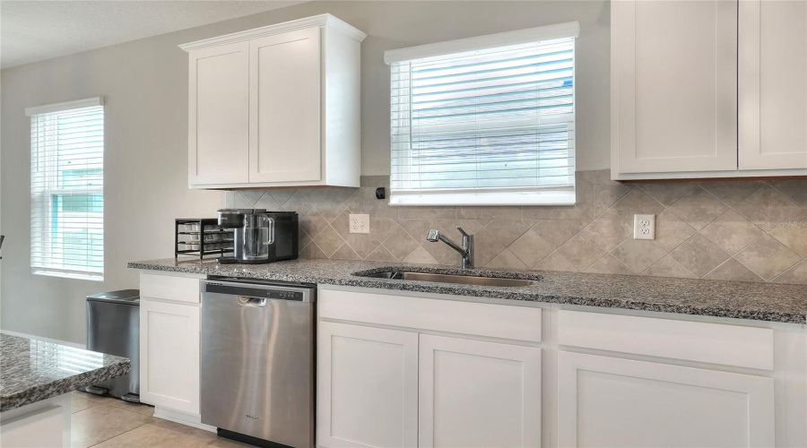 DAVENPORT, Florida 33837, 4 Bedrooms Bedrooms, ,2 BathroomsBathrooms,Residential,For Sale,ASPEN,0,MFRL4954814